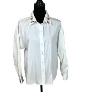 CHRISTMAS EMBROIDERED VINTAGE WHITE SHIRT